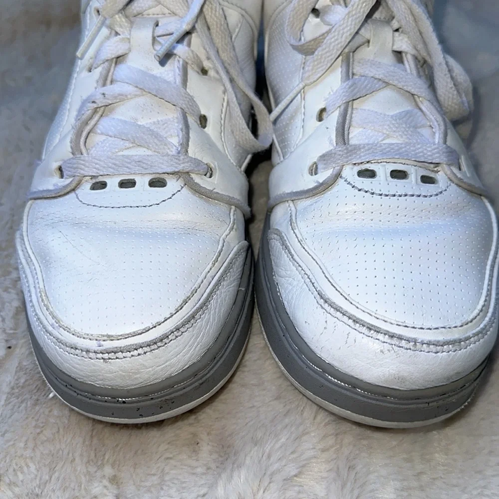 Jordan Classic Low Color White – Cement Size 7.5